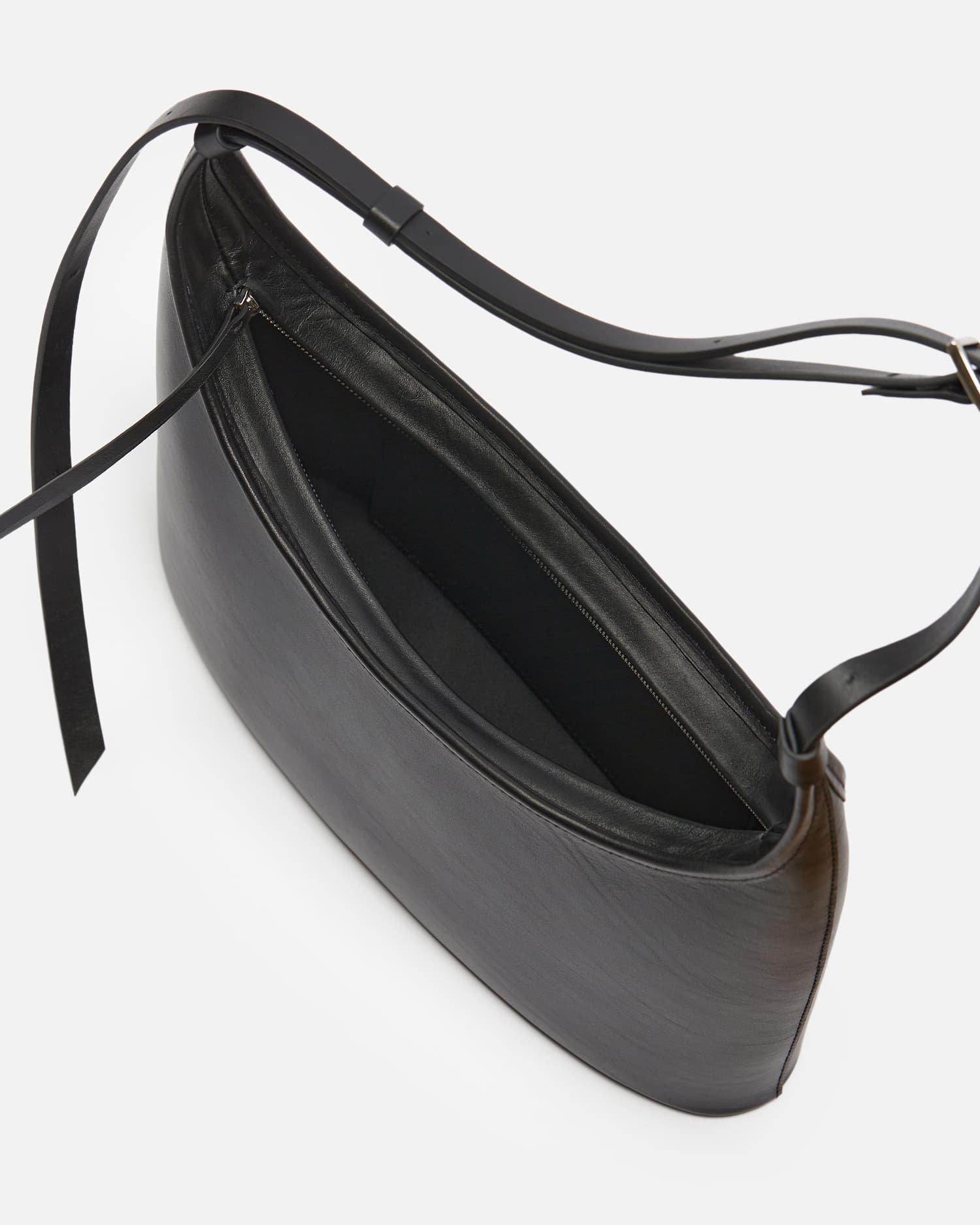 01.2MERIT LARGE BLACK