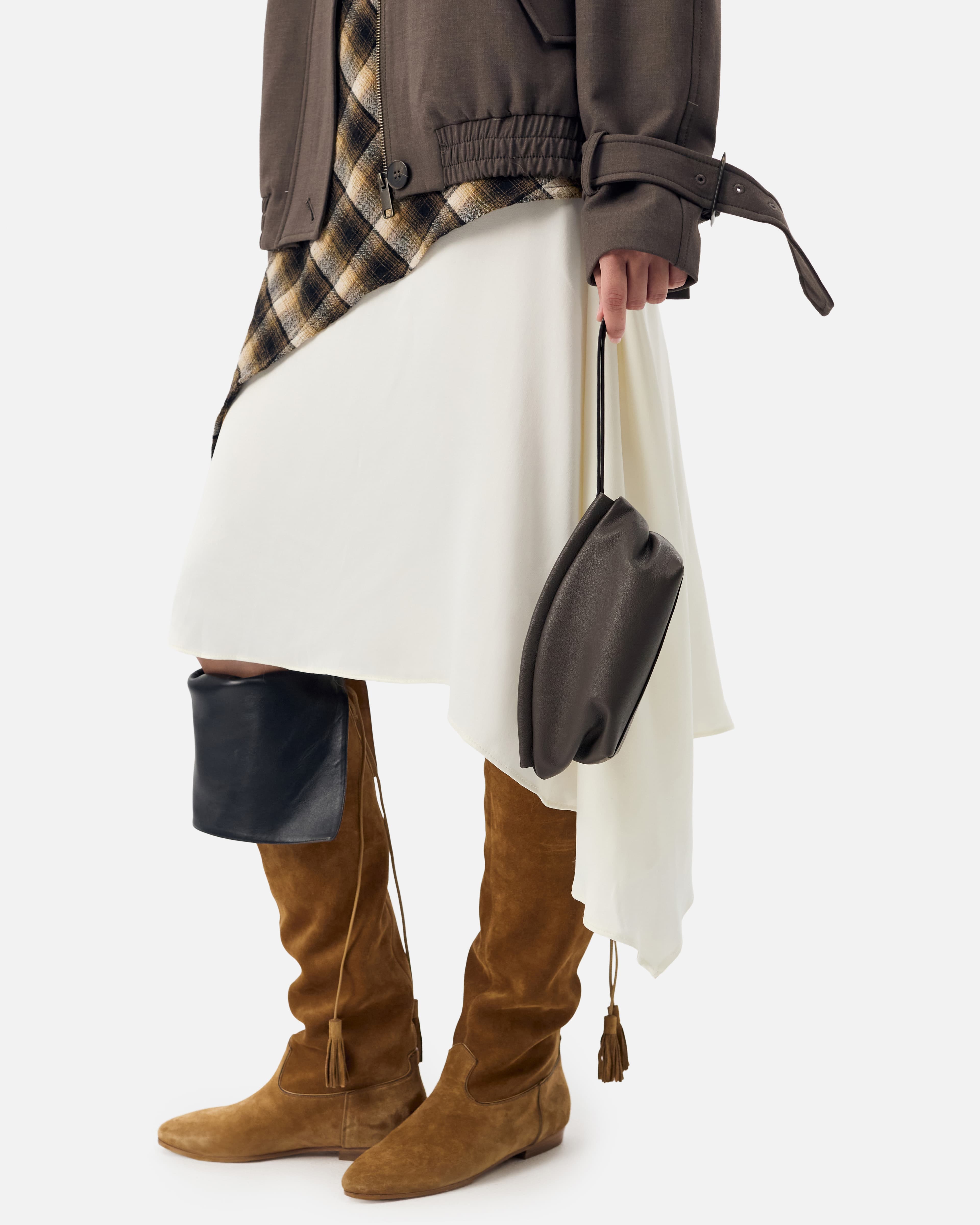 CURVE BEAUTY CASE TRUNK