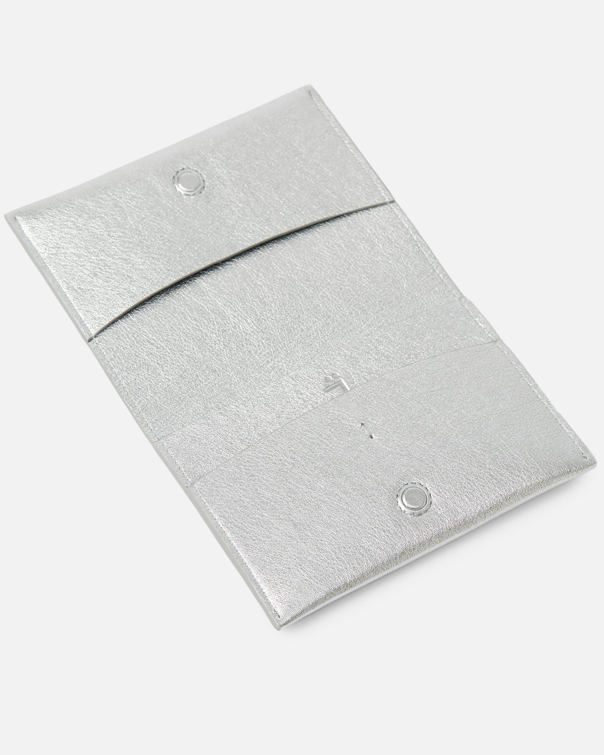 PASSPORT CASE SILVER