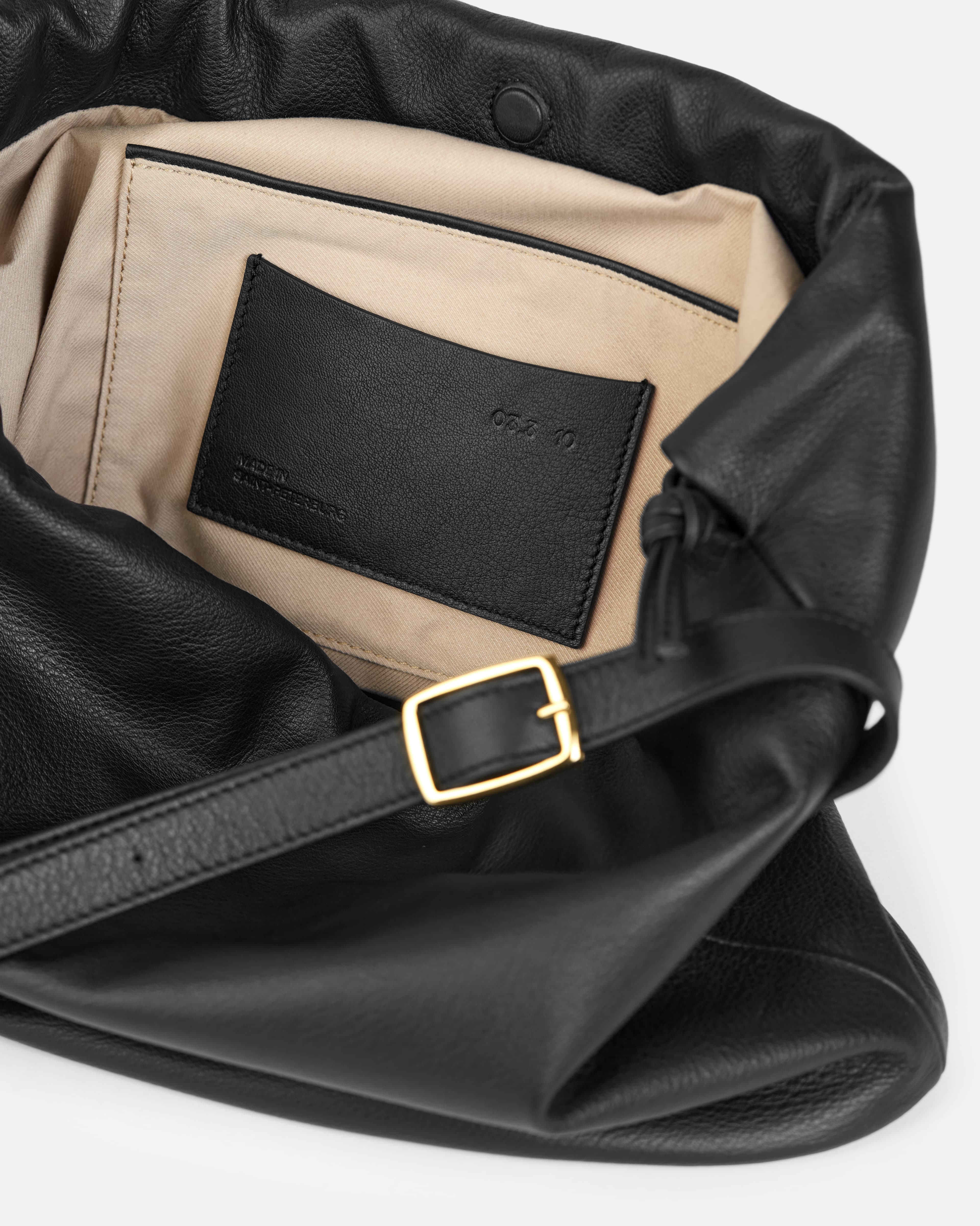 03.3JOIN LARGE BLACK